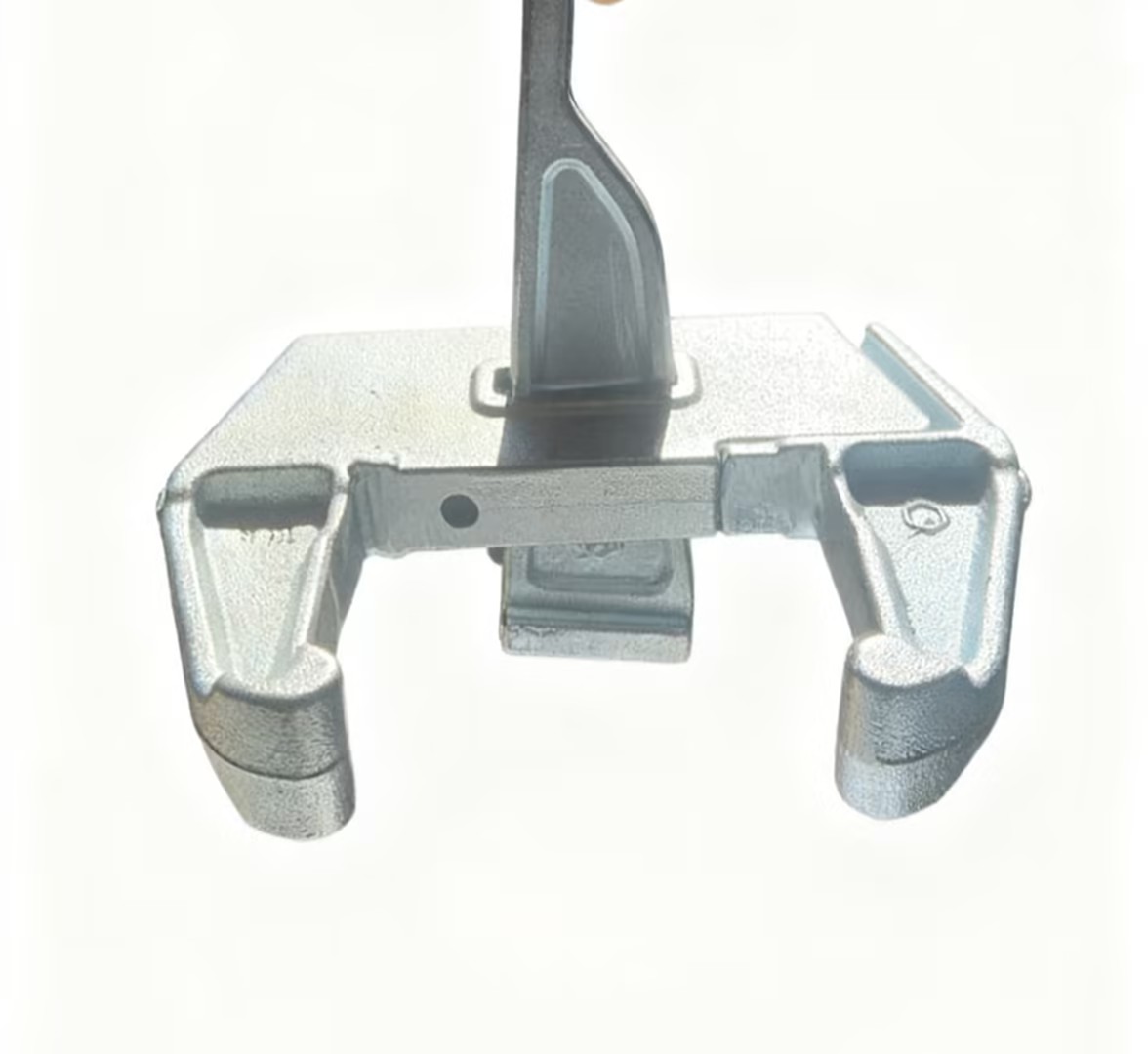 ffbf5e457d230bba31cc56399bac76a5_compress ffbf5e457d230bba31cc56399bac76a5 compress - Material:Q235+45#steel Brand Name:SUNTRMARK Diameter:8-10mm Surface Treatment:Galvanized or as nature balck Our heavy-duty panel clamp is engineered for secure, hassle-free fastening of panels, boards, and formwork components. Crafted from high-strength cast metal with a corrosion-resistant finish, it features an ergonomic lever handle for quick, firm locking—delivering consistent pressure to keep panels aligned and stable during assembly or installation. The wide, flat base with pre-drilled mounting holes ensures easy, secure attachment to surfaces, while the adjustable jaw accommodates various panel thicknesses. Ideal for construction, woodworking, and formwork projects, this clamp withstands heavy use and harsh job site conditions, ensuring long-lasting reliability.